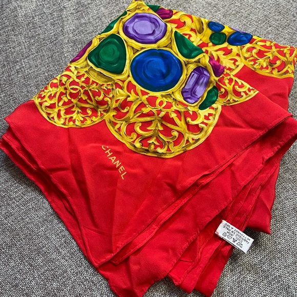 CHANEL 90*90cm Silk Scarf - Picture 6 of 7